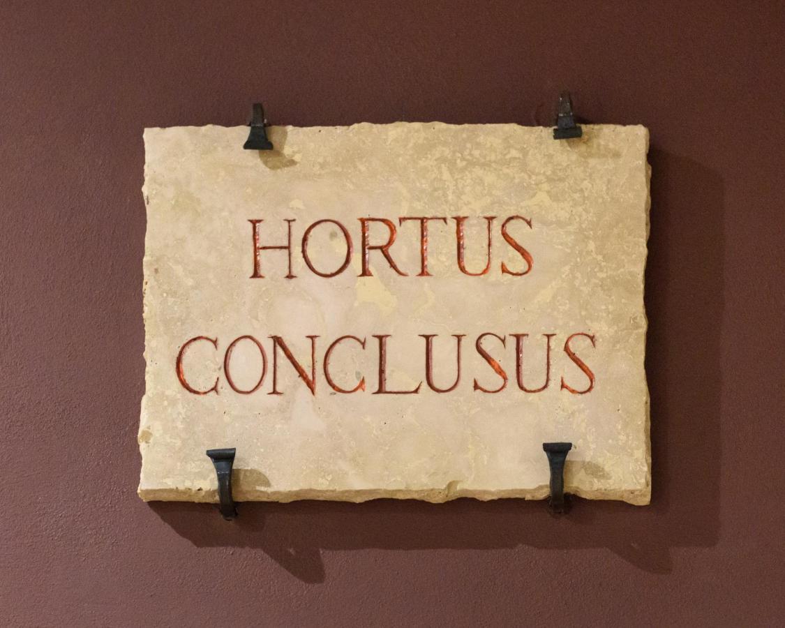 Hortus Conclusus + Free Parking Lejlighed Siena Eksteriør billede